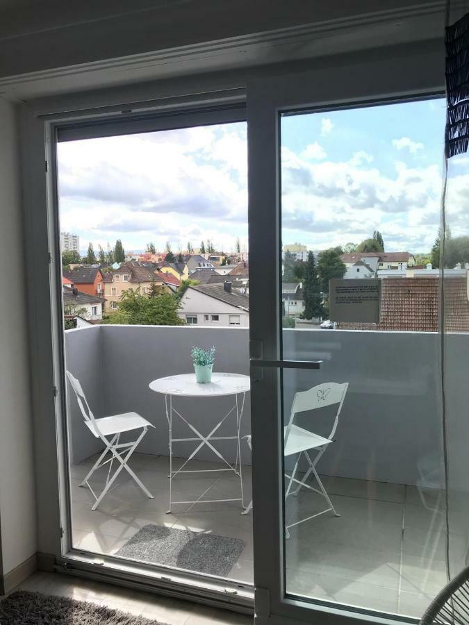 סאן לואיס Joli Studio A Euroairport-Basel-Mulhouse-Freiburg מראה חיצוני תמונה